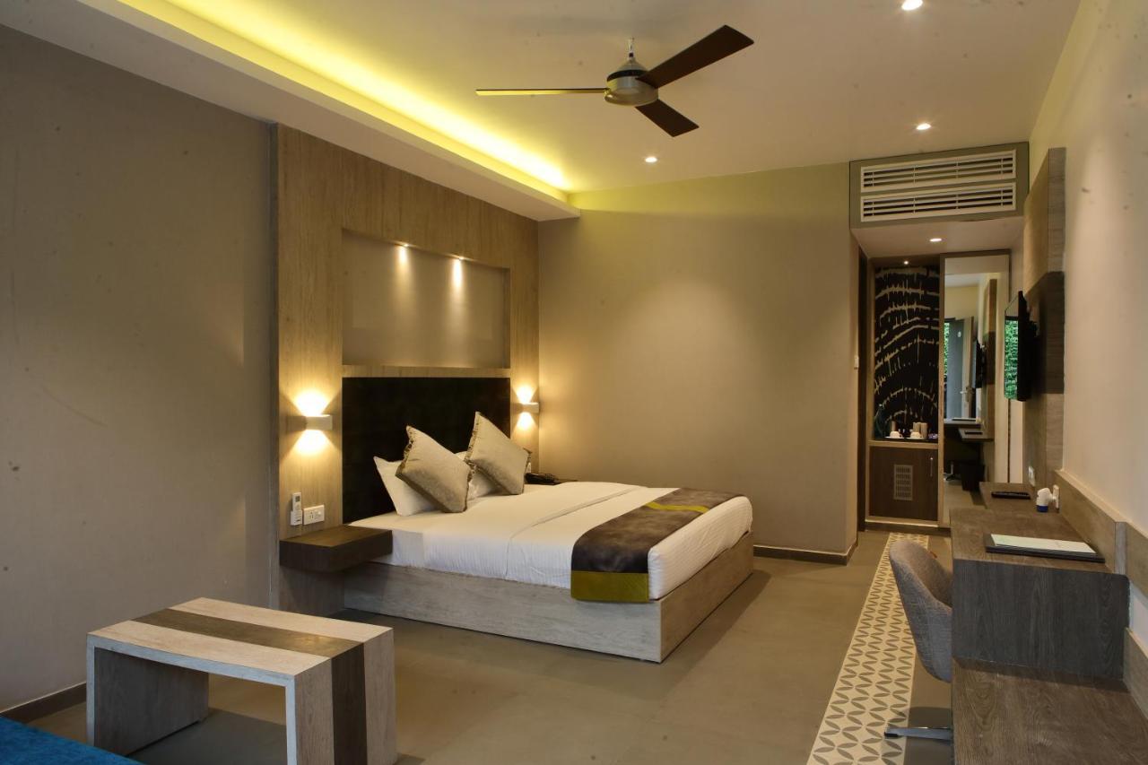 Kingston Resort กานปูร์ ภายนอก รูปภาพ